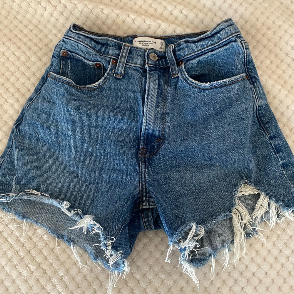 Abercrombie & Fitch shorts